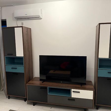 Onix Park Complex Elegant Apartment With Parking & Self Check In Bucarest Extérieur photo