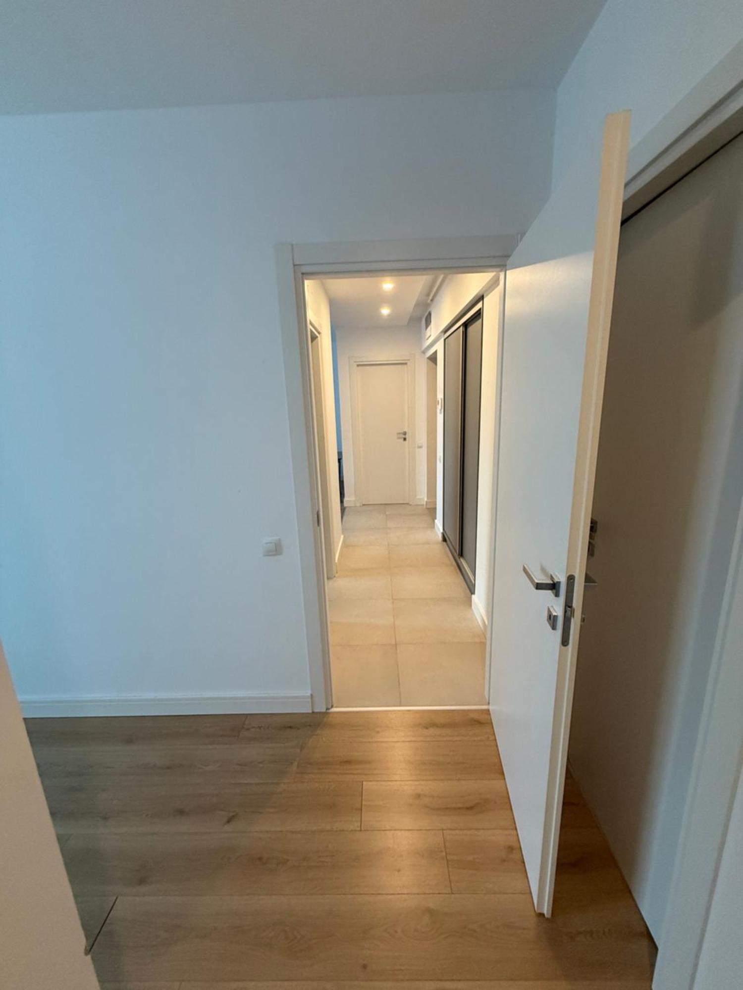 Onix Park Complex Elegant Apartment With Parking & Self Check In Bucarest Extérieur photo
