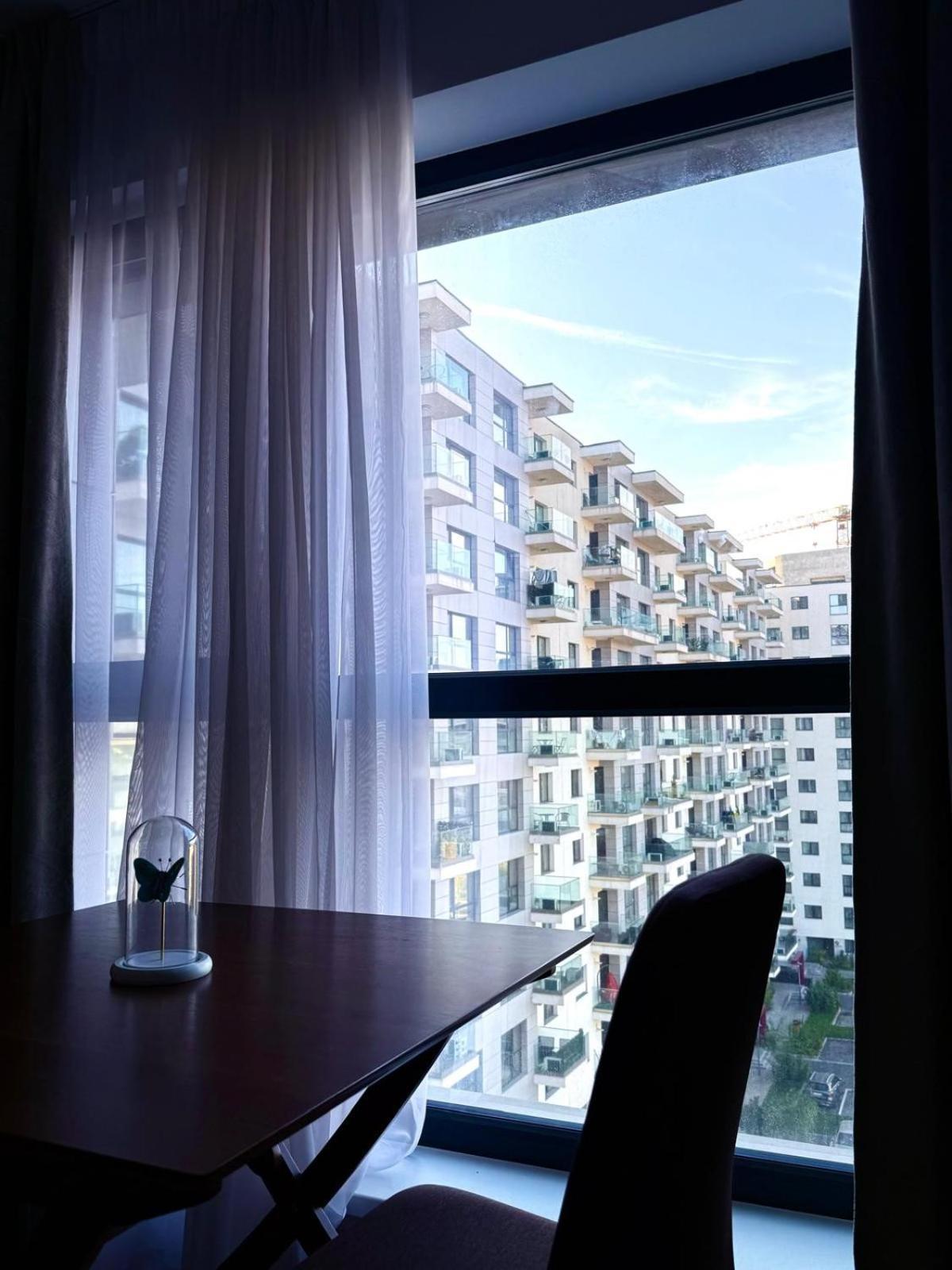 Onix Park Complex Elegant Apartment With Parking & Self Check In Bucarest Extérieur photo